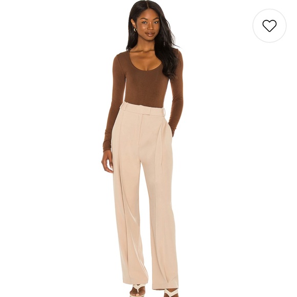 RE ONA Suit Trousers in Sand - Picture 4 of 4